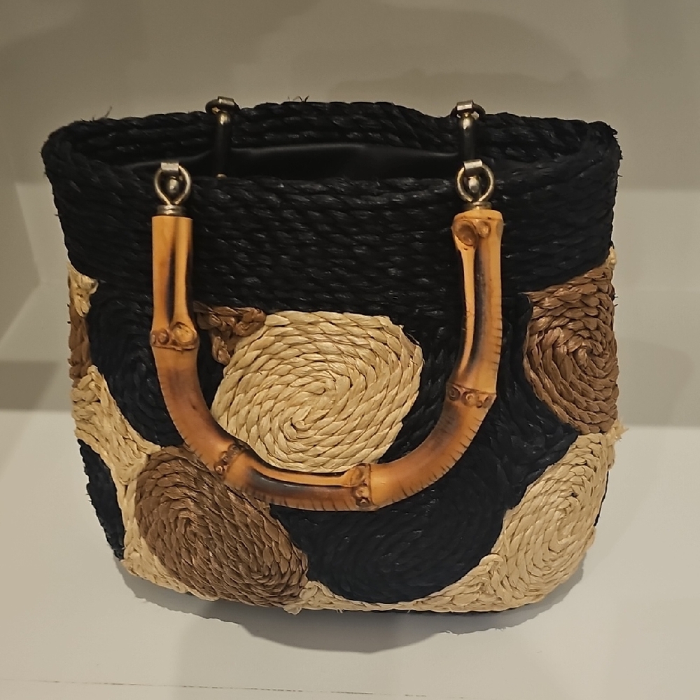 Walborg  Handmade Retro Top  Bamboo Handle Style Bag